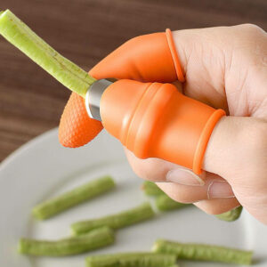 אצבע סיליקון חדשנית  לקטיף, קילוף וגירוד ירקות ופירות
