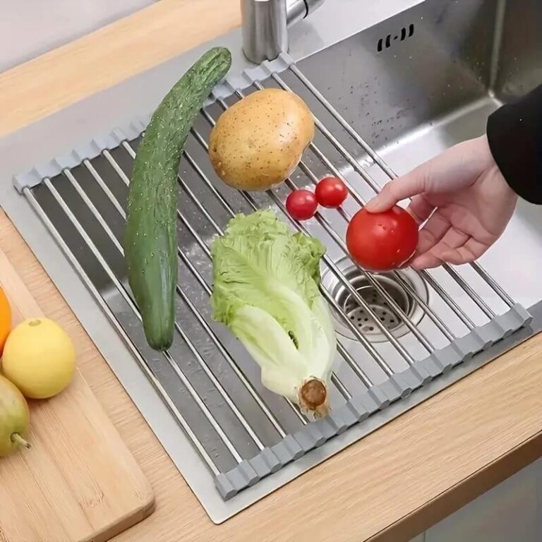 משטח נירוסטה מתקפל לייבוש כלים, ירקות ופירות בלי לטפטף על השיש – DryMate